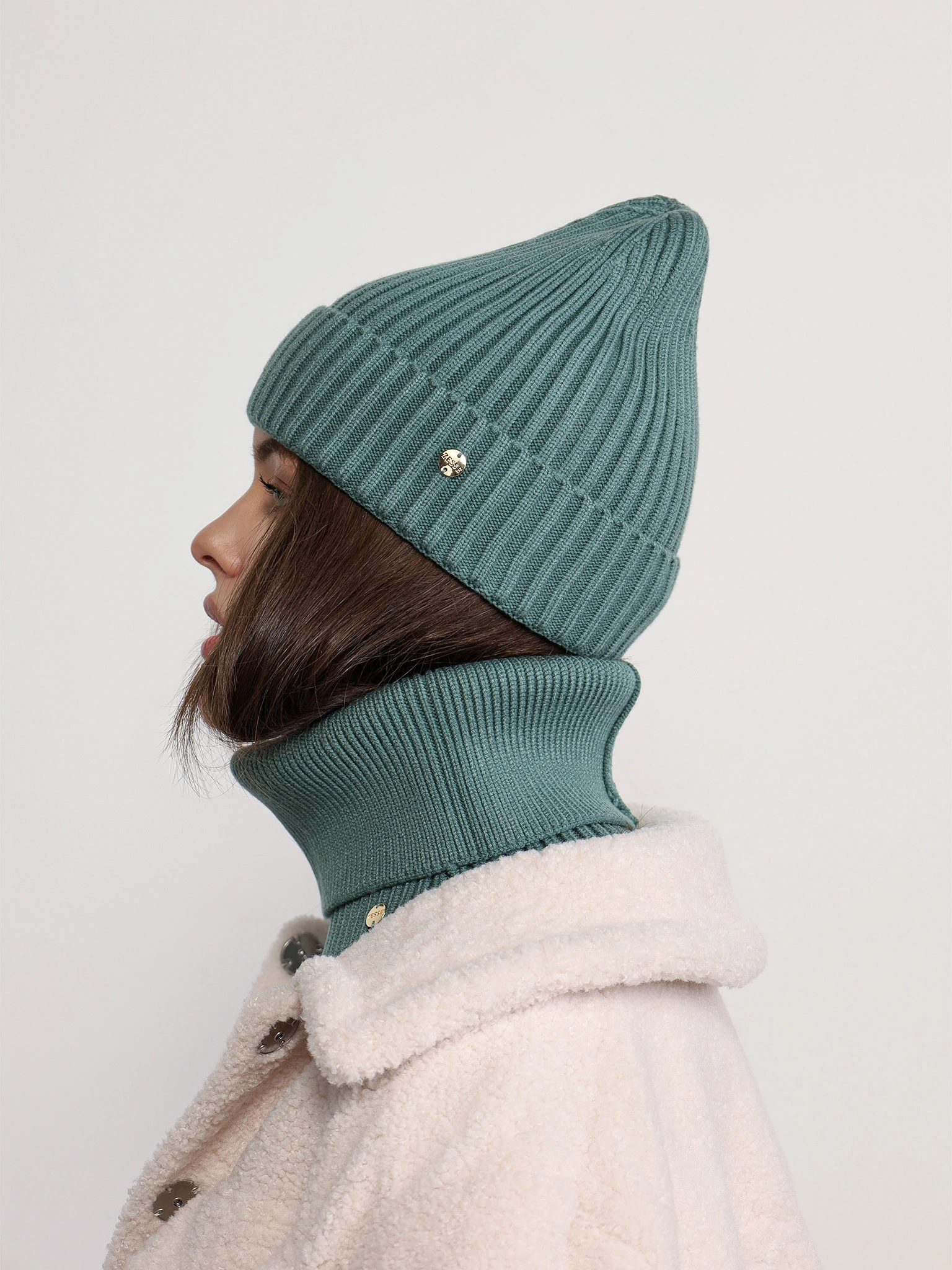 Шапка-бини в ассортименте с отворотом 